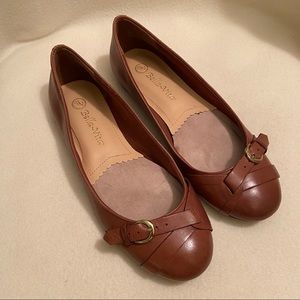✨Like New!  Bella Vita Genuine Leather Flats